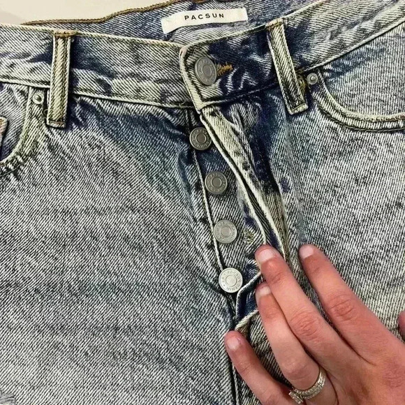 PacSun Vintage High Rise Denim Jean Distressed Shorts Women's Size 28 Button Fly - Picture 3 of 7
